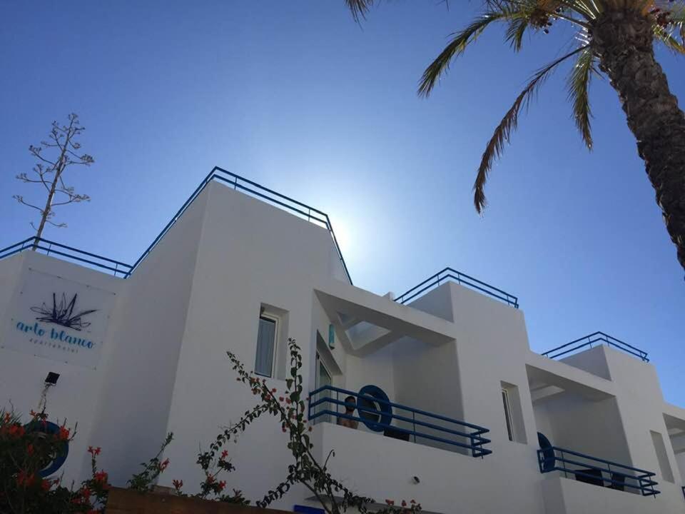 Arto Blanco Daire Agua Amarga  Dış mekan fotoğraf